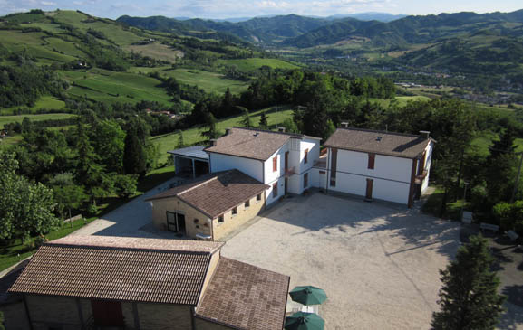 Panoramica azienda Casa Mora